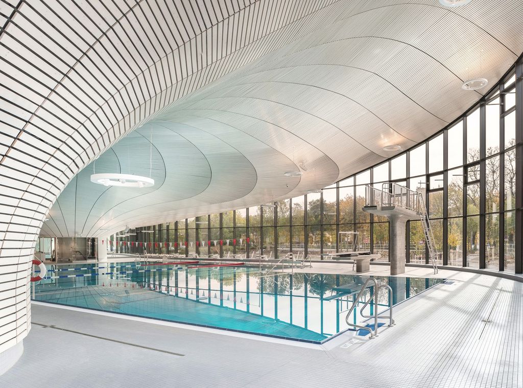 Neubau Schwimmhalle Ilmenau, Sprungbecken mit 3m-Plattform und Sprungbrett