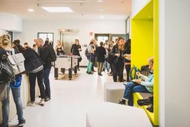 Innenansicht (Foyer) des Jugendzentrums