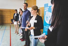 Auswertung des Speeddatings durch Netzwerkpartner:innen des Aktionsbündisses