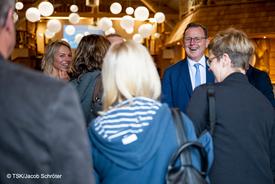 Ministerin Karawanskij und Ministerpräsident Ramelow bei der Begrüßung