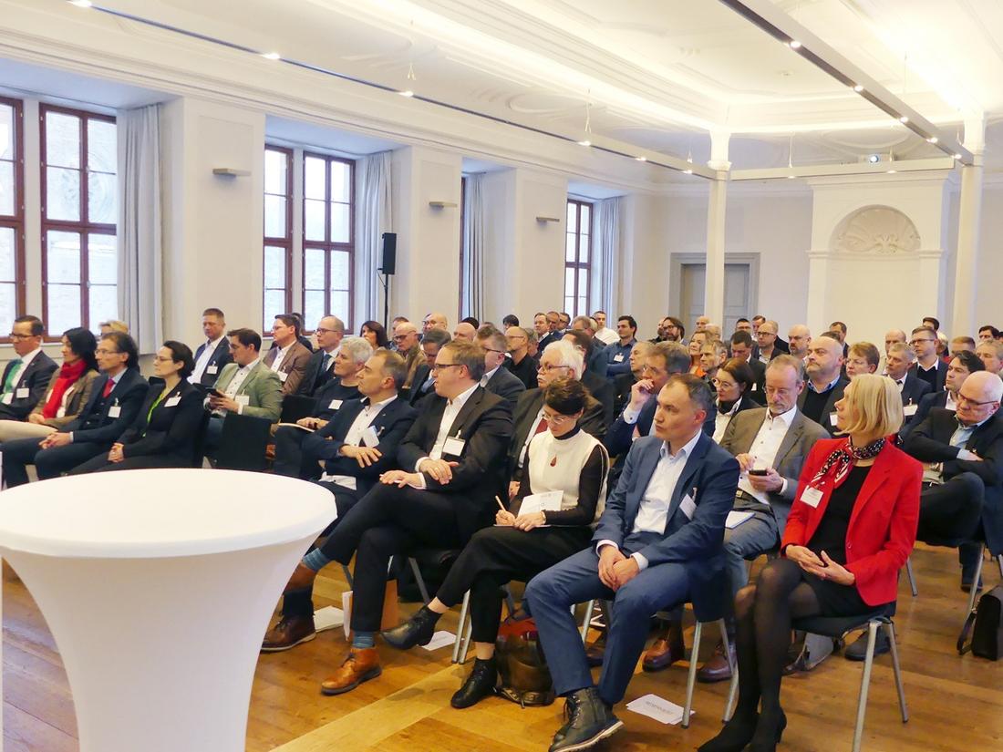 Staatssekretärin Schönig auf der Jahresauftaktveranstaltung 2024 der Thüringer Bauwirtschaft