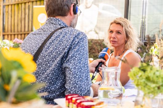 Ministerin Susanna Karawanskij im Interview mit dem Deutschlandfunk im Rahmen der Erntepressekonferenz 2024