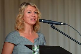 Ministerin Susanna Karawanskij