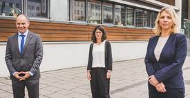 Staatssekretär Torsten Weil, Staatssekretärin Prof. Dr. Barbara Schönig und Susanna Karawanskij